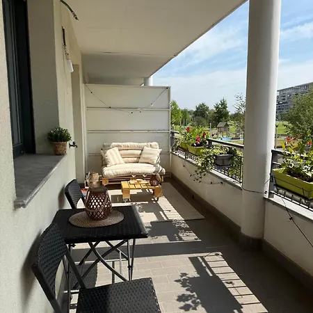 Unipol Dome | Terrace, Park View & Parking * Milaan