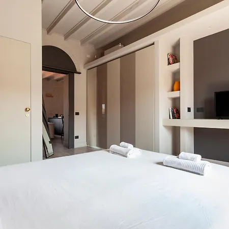 Romano11 - Porta Romana, Bocconi Apartmán