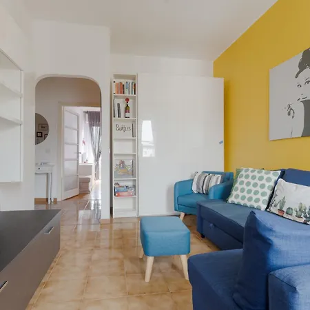 דירה Guesthost - Cozy Balcony Flat Near Porta Romana