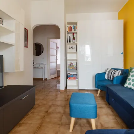 דירה Guesthost - Cozy Balcony Flat Near Porta Romana *