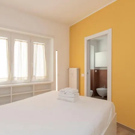 Appartement Xenia - In Via Panicale 12 Milaan