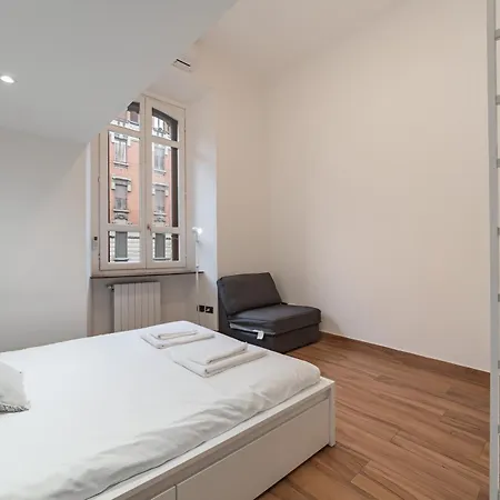 20 Minutes By Metro From The Centre Of