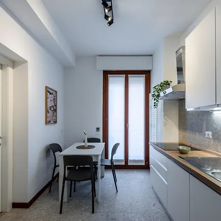 公寓 Stayeasy Ranzoni - 4 Bedrooms, Close To M1 Metro *