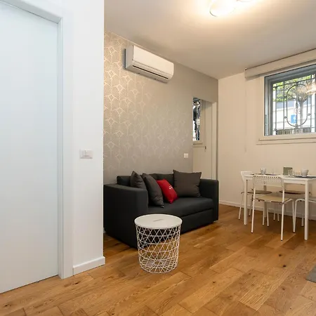 Garibaldi - 15 Minutes Walk From Brera Apartamento *