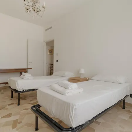 Appartement Guesthost - Spacious Terrace Flat X7 Mm2 Udine *