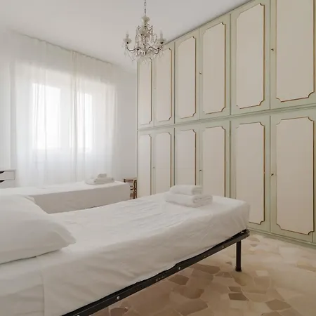 Appartement Guesthost - Spacious Terrace Flat X7 Mm2 Udine