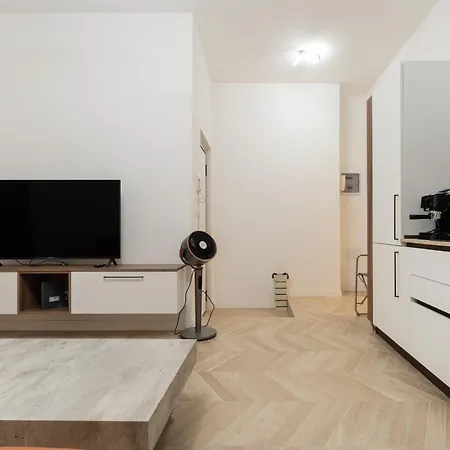 Appartement Guesthost - Comfy Flat X6 In Porta Romana