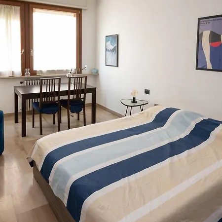 Spacious Aparment 10 Mins Walk From Duomo