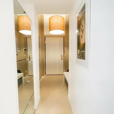 Design Flat Sarpi Metro Duomo Chinatown