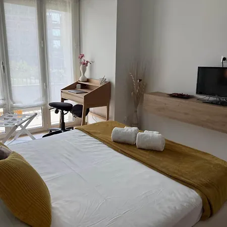 Appartement Unipol Dome | Terrace, Park View & Parking Milaan