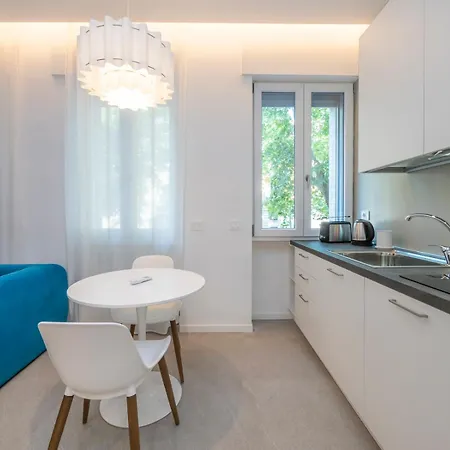 Brand New Modern Studio, Bocconi 10 Min Walk Milán