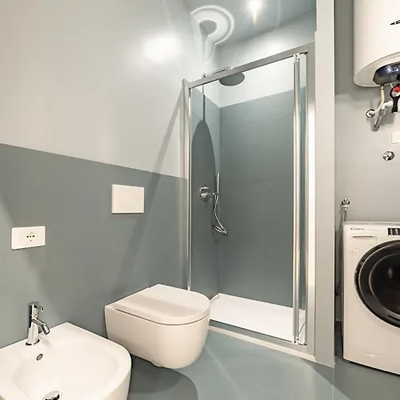 Appartement 8 Minute Walk From Station