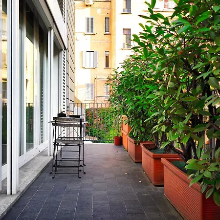 The Cozy Terrace - Isola District דירה *