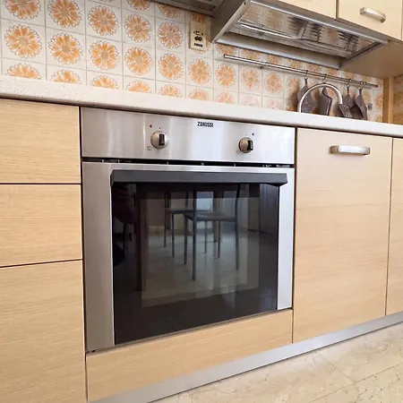 Navigli - Sunny & Peaceful Flat In Leafy Courtyard * Milaan