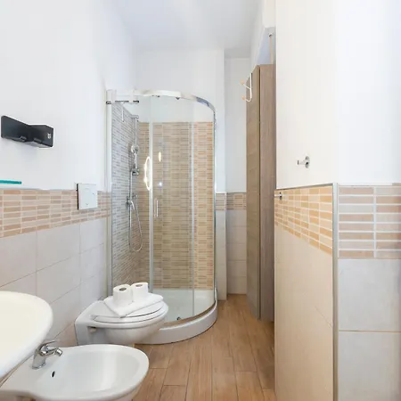 I-host - Modern 1br For 5 Near Porta Romana