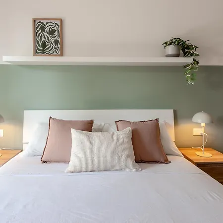 Stayeasy Ranzoni - 4 Bedrooms, Close To M1 Metro Lägenhet *