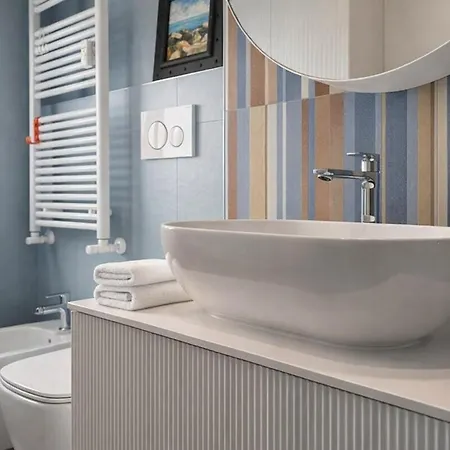 Stylish Retreat At Pop Portaluppi * Milaan