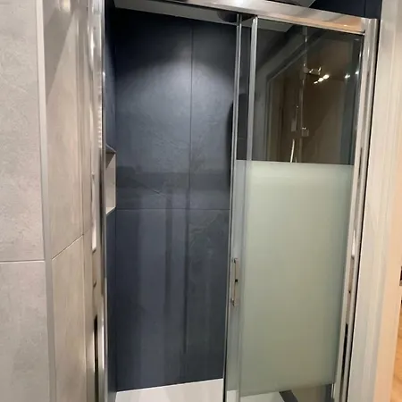 Comodo Monolocale A 2 Minuti Da Stazione Appartement *