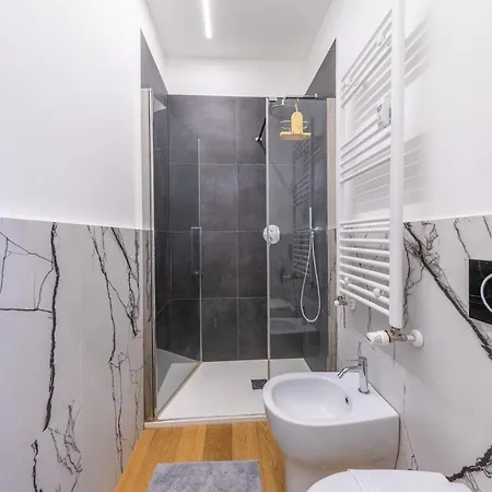 Appartement Arco Della Pace Luxurious 1-bedroom With Ac