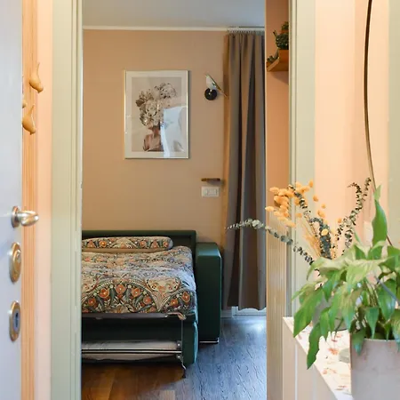 The Quiet Nest - 20 Minutes From Duomo Appartement Milaan
