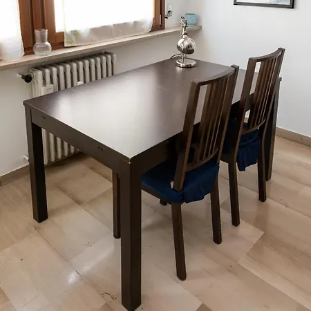 Spacious Aparment 10 Mins Walk From Duomo Appartement *