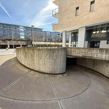 Appartement Unipol Dome | Terrace, Park View & Parking