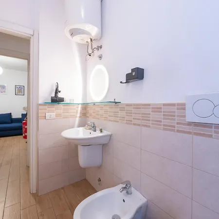I-host - Modern 1br For 5 Near Porta Romana Milaan