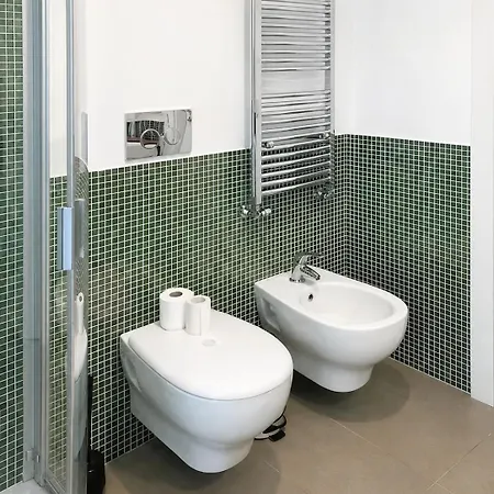 Elegant Balcony In Duomo Ac Wifi And Free Washing Mashine