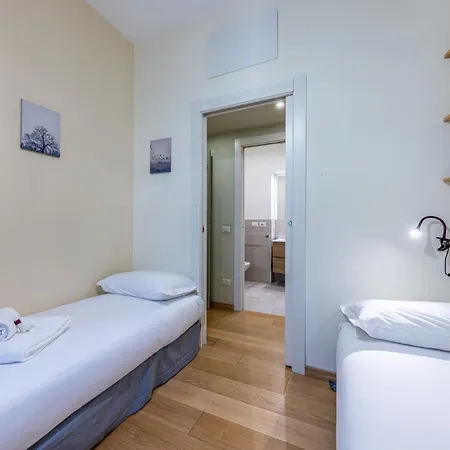 Апартаменты Elegant Vicino Duomo - Nazaro Милан