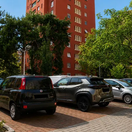 Metro Uruguay-san Siro Modern