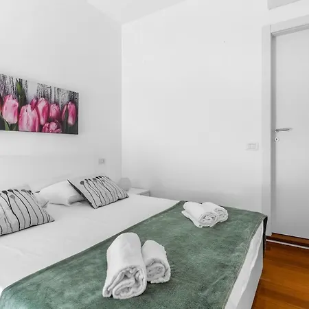 Apartmán Citylife - Metro M1 Buonarroti - Terrazza Privata - X4 Milán