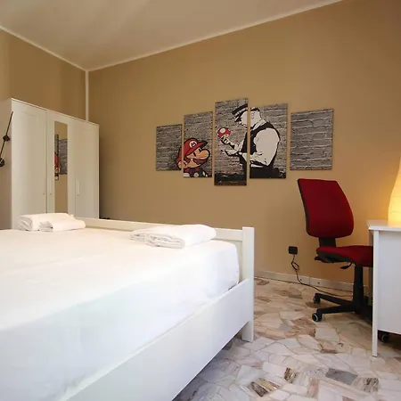 Red Touch Flat - Design & San Siro Milano