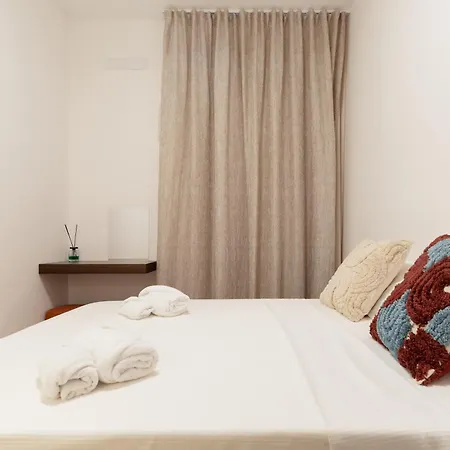 Guesthost - Comfy Flat X6 In Porta Romana *