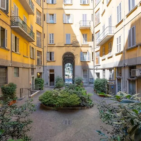 Urban Five - Bright 6th Floor Aprt -10 Min To Duomo Appartement