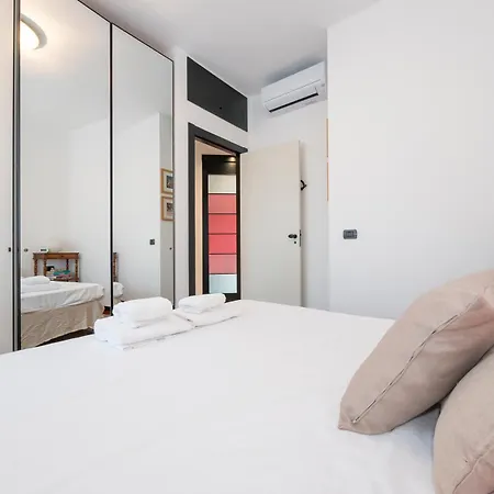 Xenia - 3 At Via Emanuele Kant 5 * ميلان