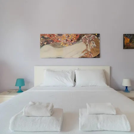 דירה Guesthost - Cozy Balcony Flat Near Porta Romana מילאנו
