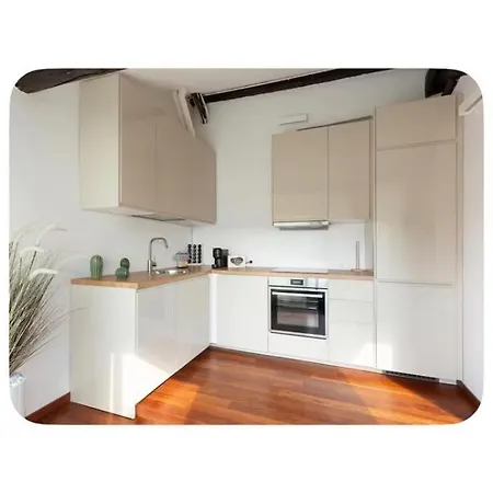Garibaldi Sunset Loft & Terrace