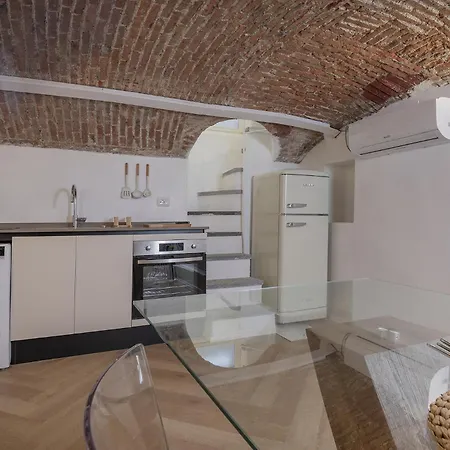 Charming Navigli - 10 Minuti Dal Duomo Appartement *