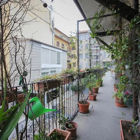 Isola Design Townhouse On 3 Levels & Terrace & Garage * Milán