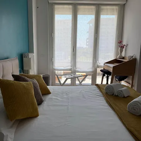 Unipol Dome | Terrace, Park View & Parking *
