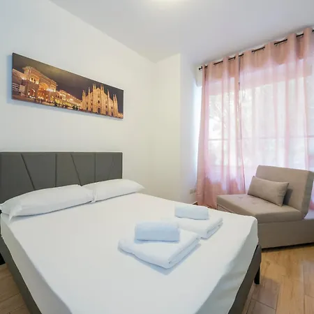 I-host - Modern 1br For 5 Near Porta Romana *