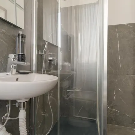 Appartement Guesthost - Spacious Terrace Flat X7 Mm2 Udine