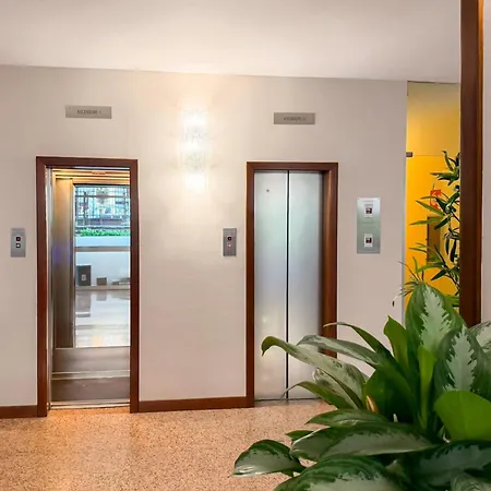 Апартаменты Porta Venezia Urban Retreat With Terrace - Collection *