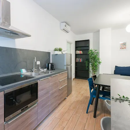 I-host - Modern 1br For 5 Near Porta Romana *