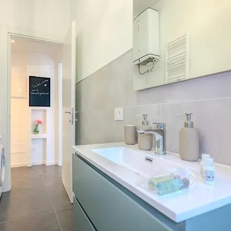 Modern Design Flat - M3 Metro To Duomo In 15 Min Apartamento Milán