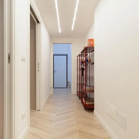 Guesthost - Comfy Flat X6 In Porta Romana Appartement *