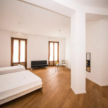 Hearth Centre Navigli 公寓