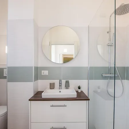 Modern With Balcony In For 4 Apartamento