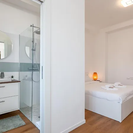 Apartamento Modern With Balcony In For 4 Milán