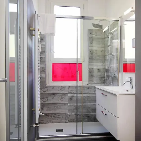 Red Touch Flat - Design & San Siro דירה *